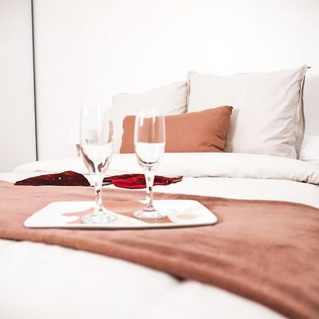 Apartament Reims : Aux Biscuits Roses Zewnętrze zdjęcie