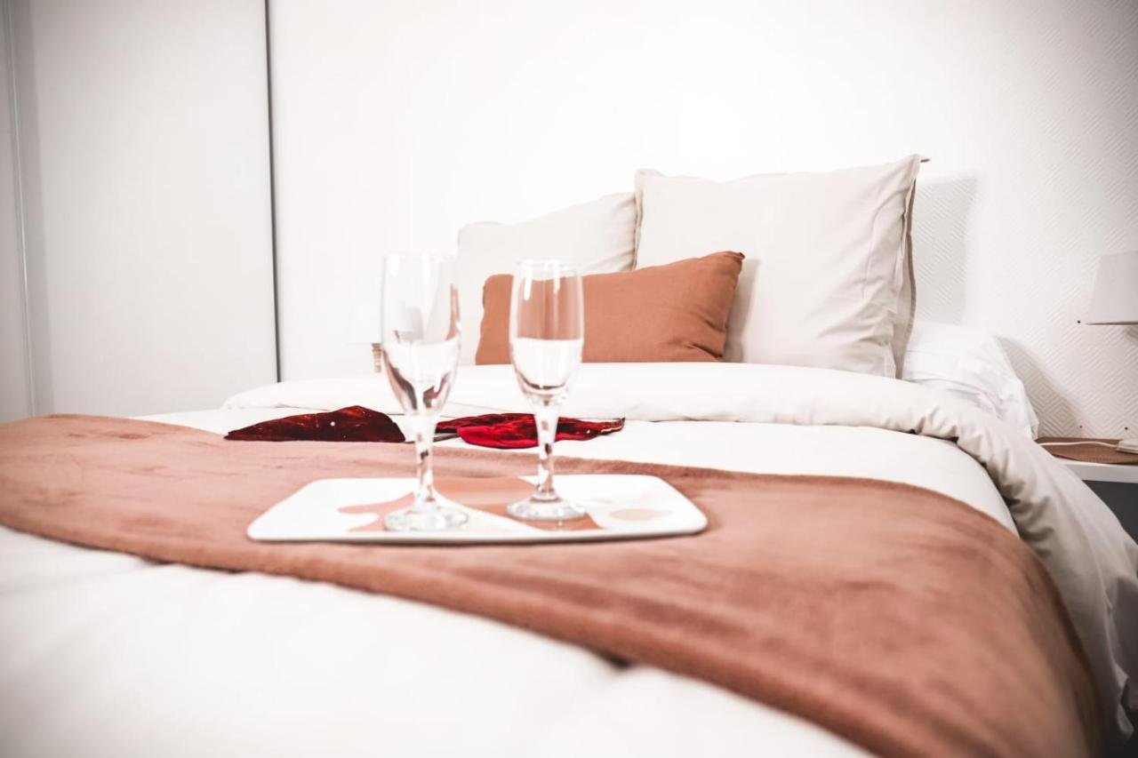 Apartament Reims : Aux Biscuits Roses Zewnętrze zdjęcie